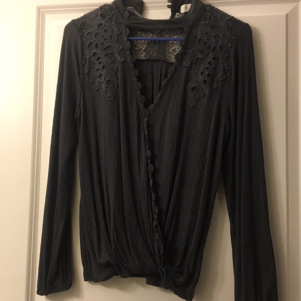 long sleeve choker top